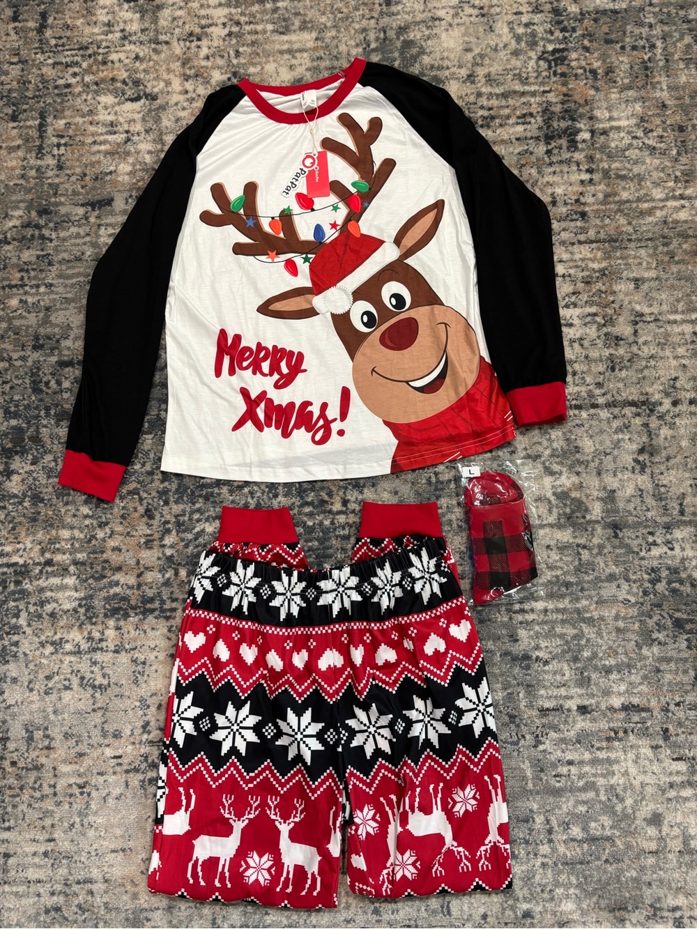 PatPat Red, Black & White Reindeer Merry Xmas Pajama Set